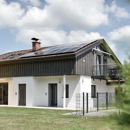 Steinbrunner Geschmackvolle Ferienwohnungen Burghausen Esterno foto